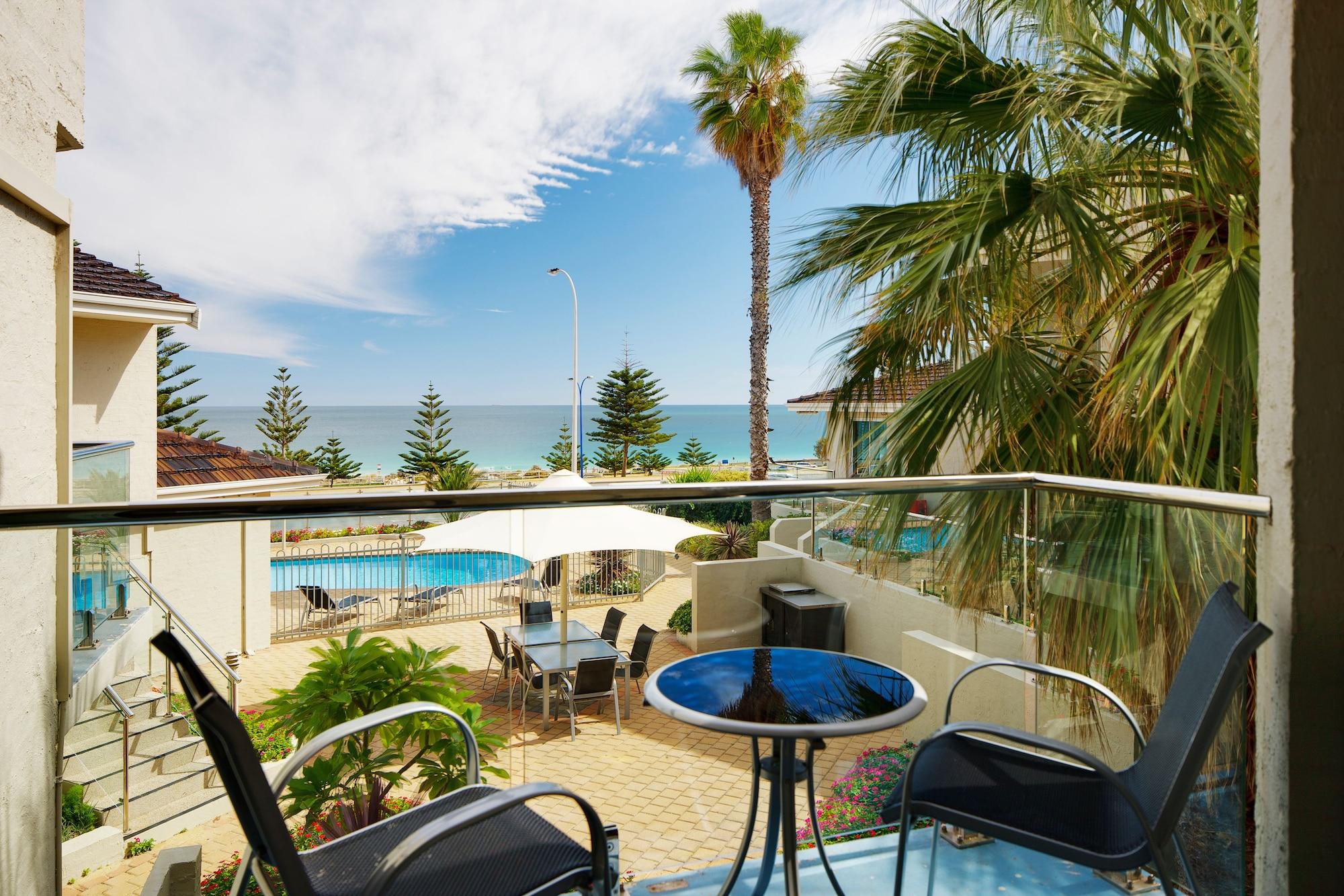 Seashells Scarborough Aparthotel 4*