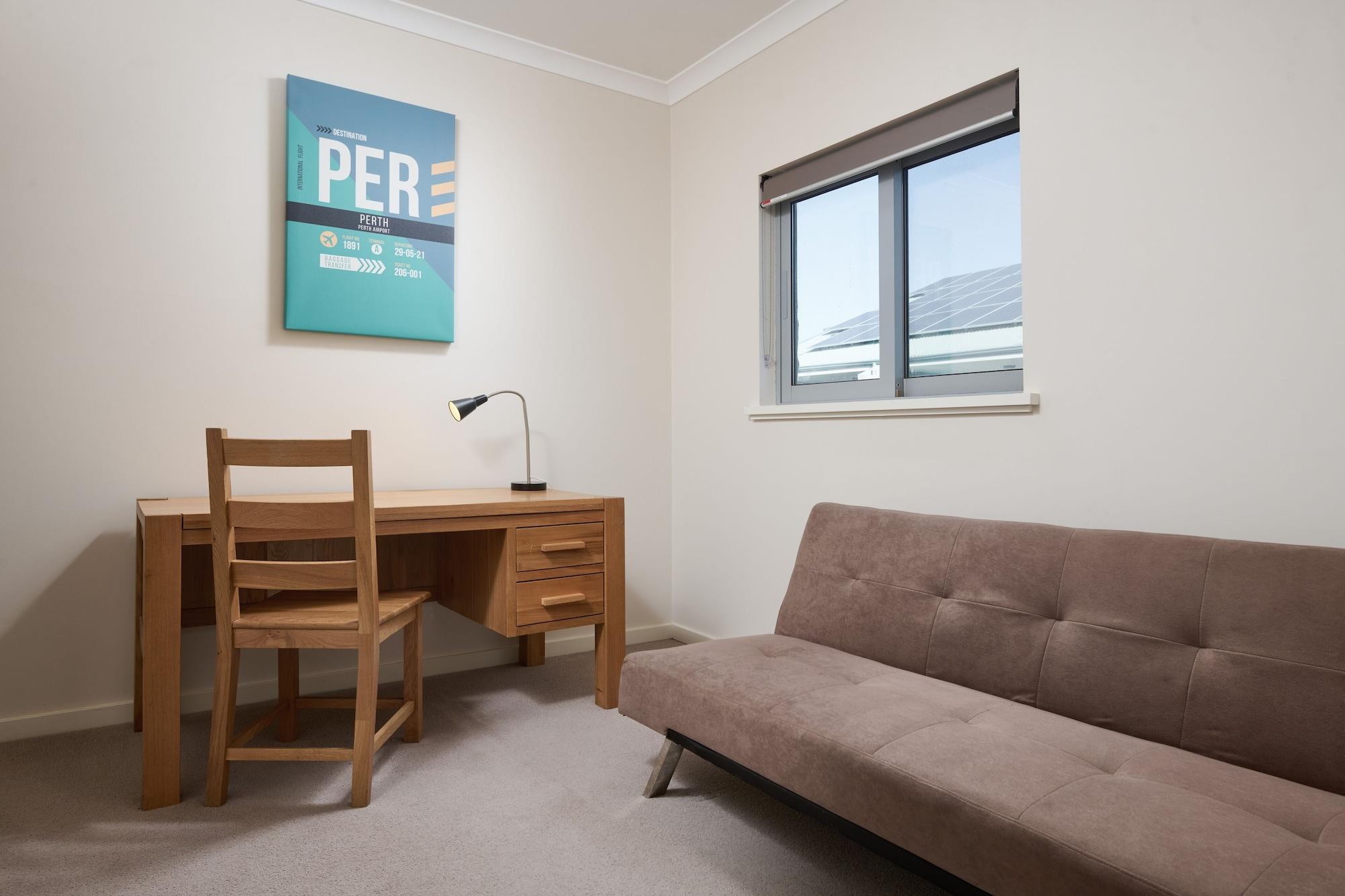 Airport By Vetroblu Aparthotel 4*