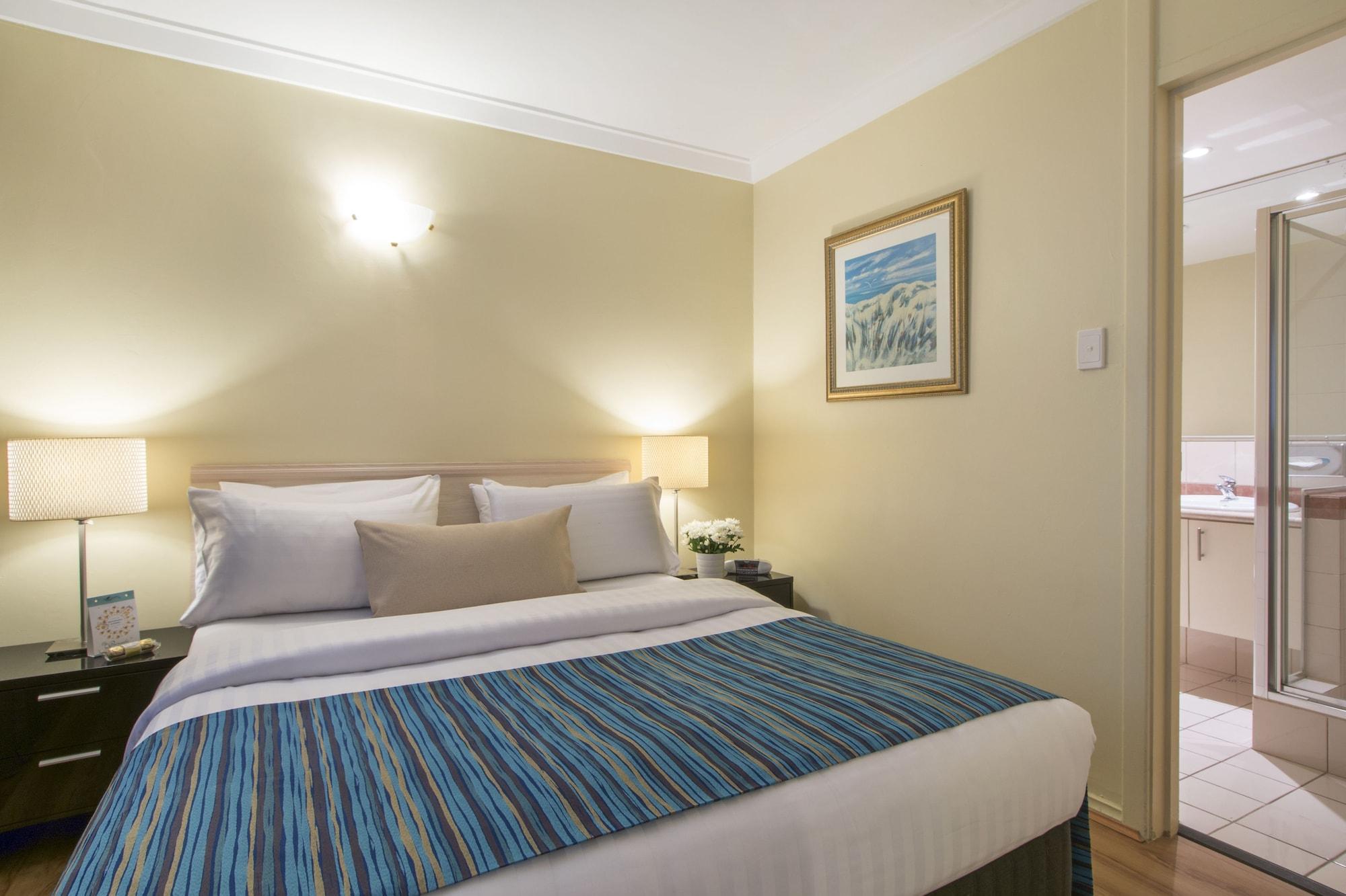 The Peninsula Riverside Serviced Aparthotel 4*