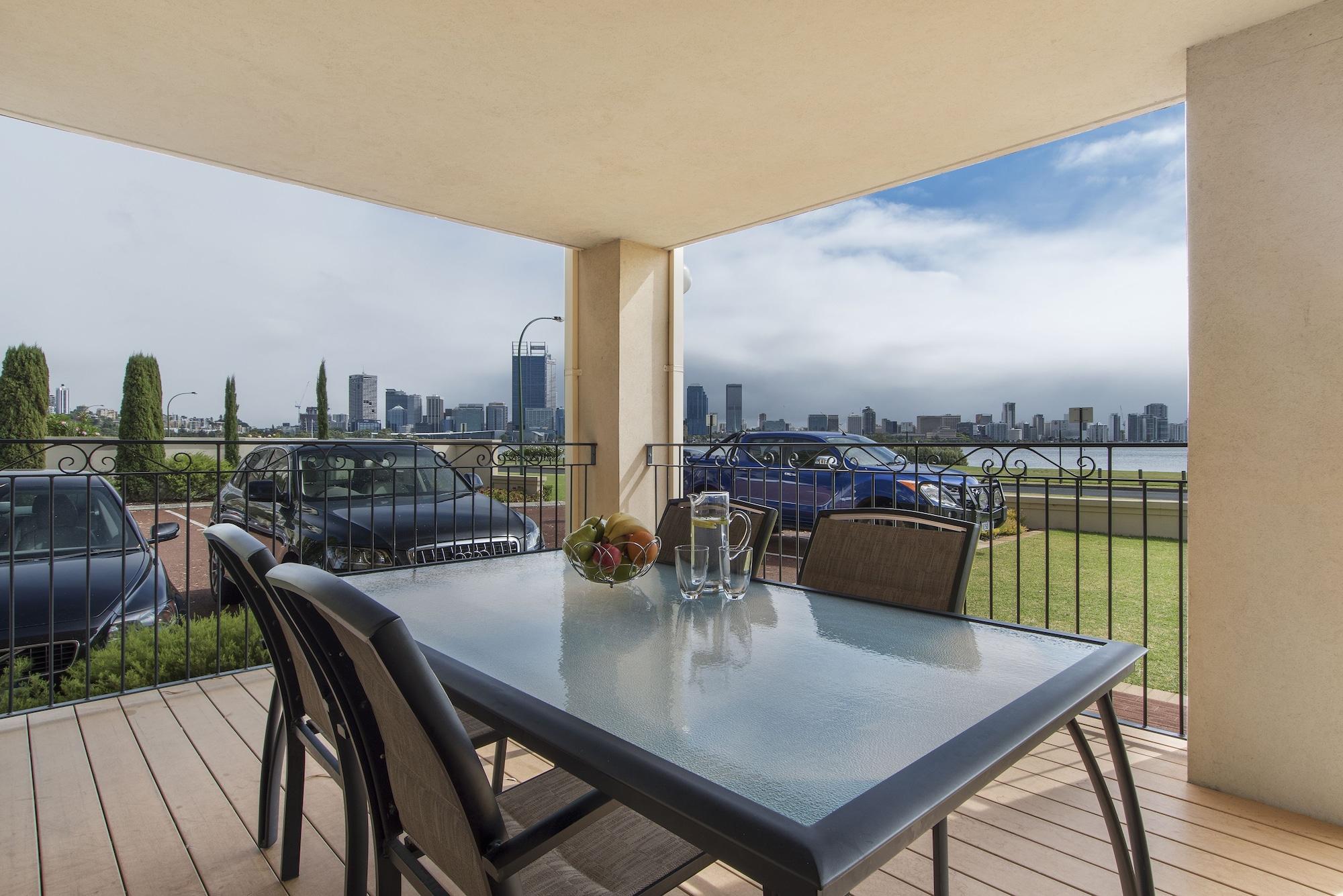 The Peninsula Riverside Serviced Aparthotel