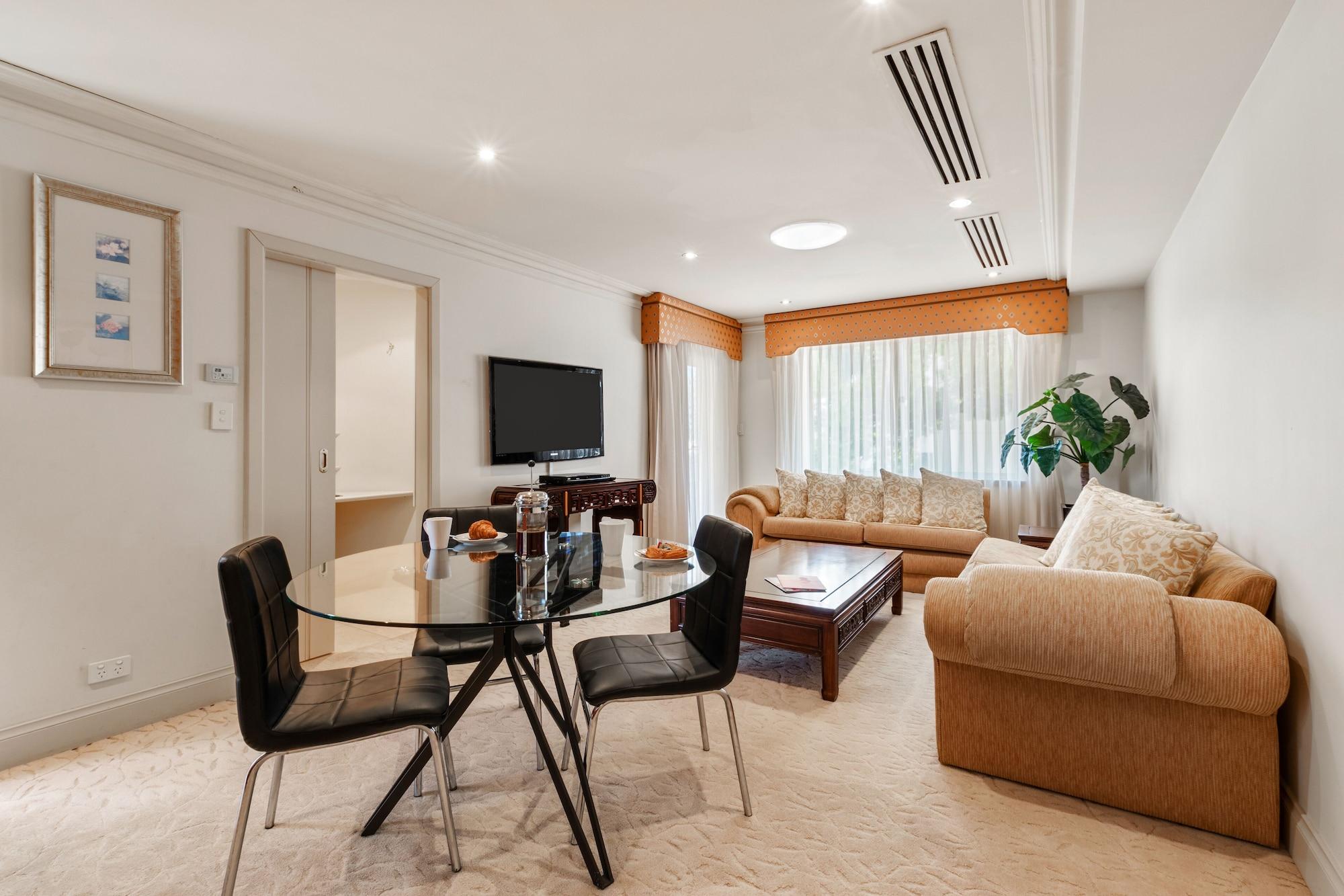 The Peninsula Riverside Serviced Perth