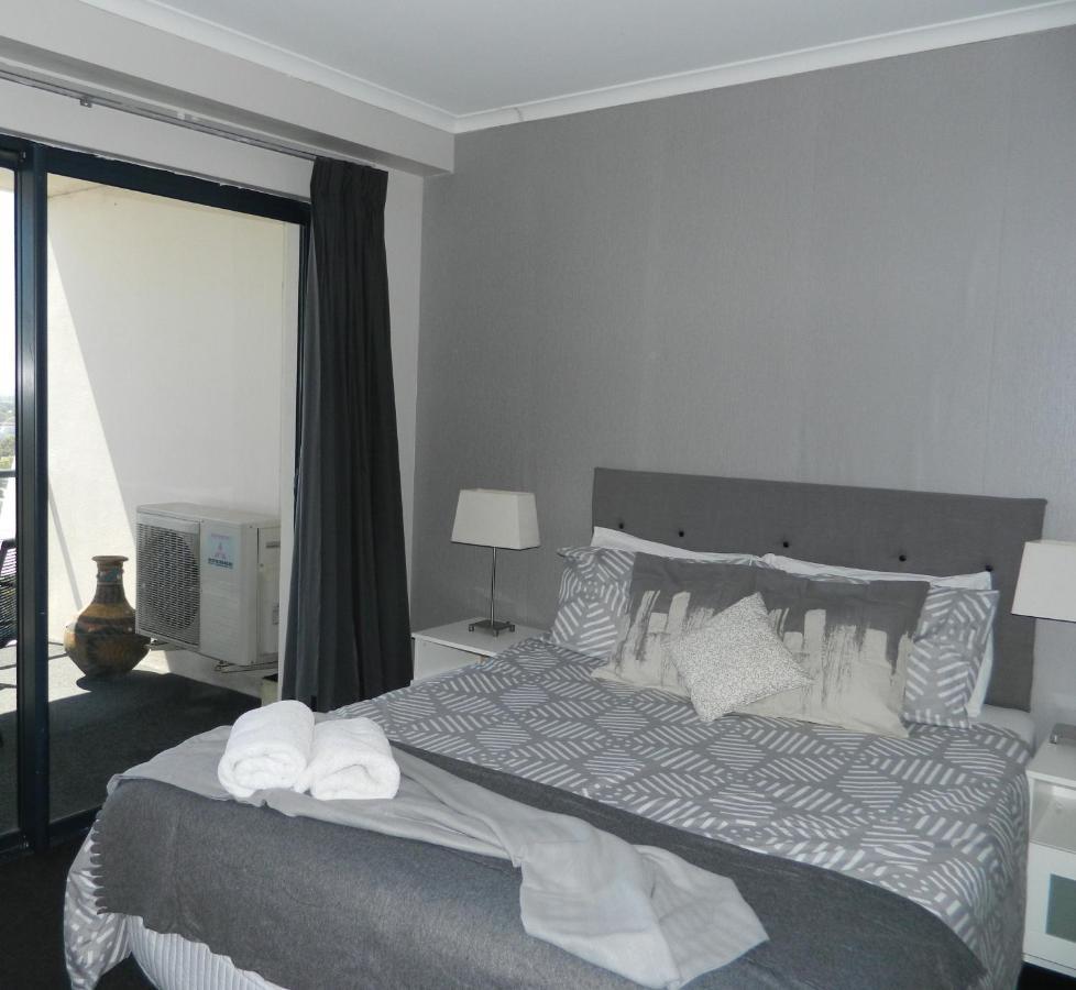 Apartment Riverside 2 Bedroom With South Peninsula Views