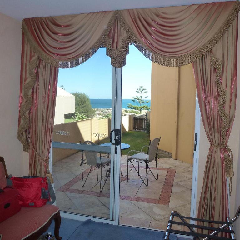 Hotel Beach Manor 4*