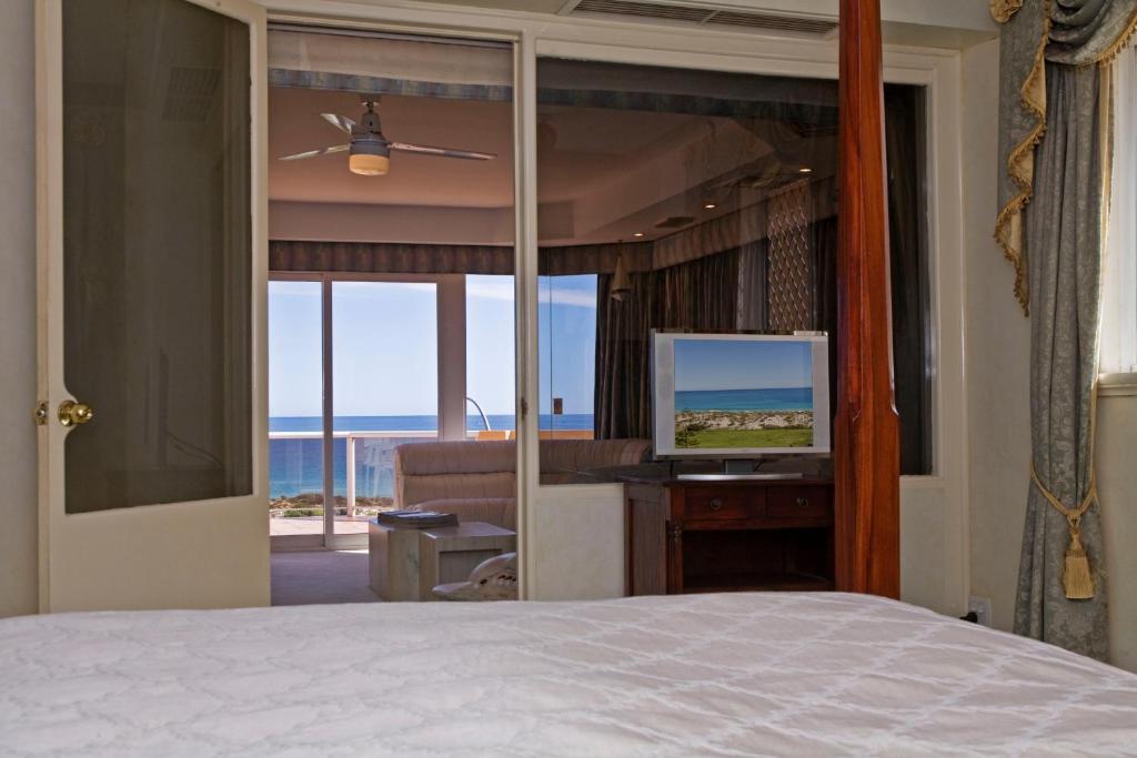 Hotel Beach Manor Perth