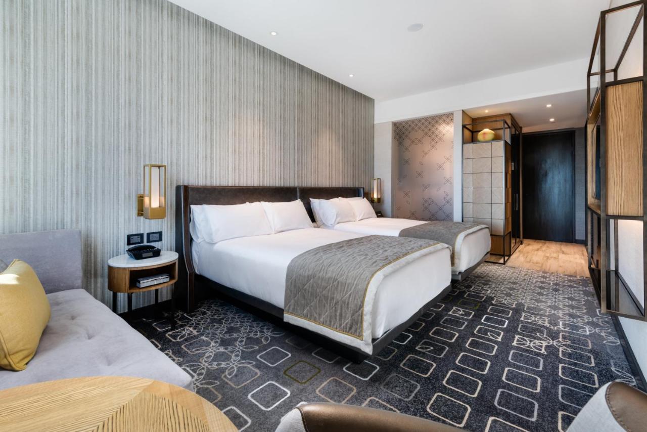 Intercontinental Centre By Ihg Hotel 5*