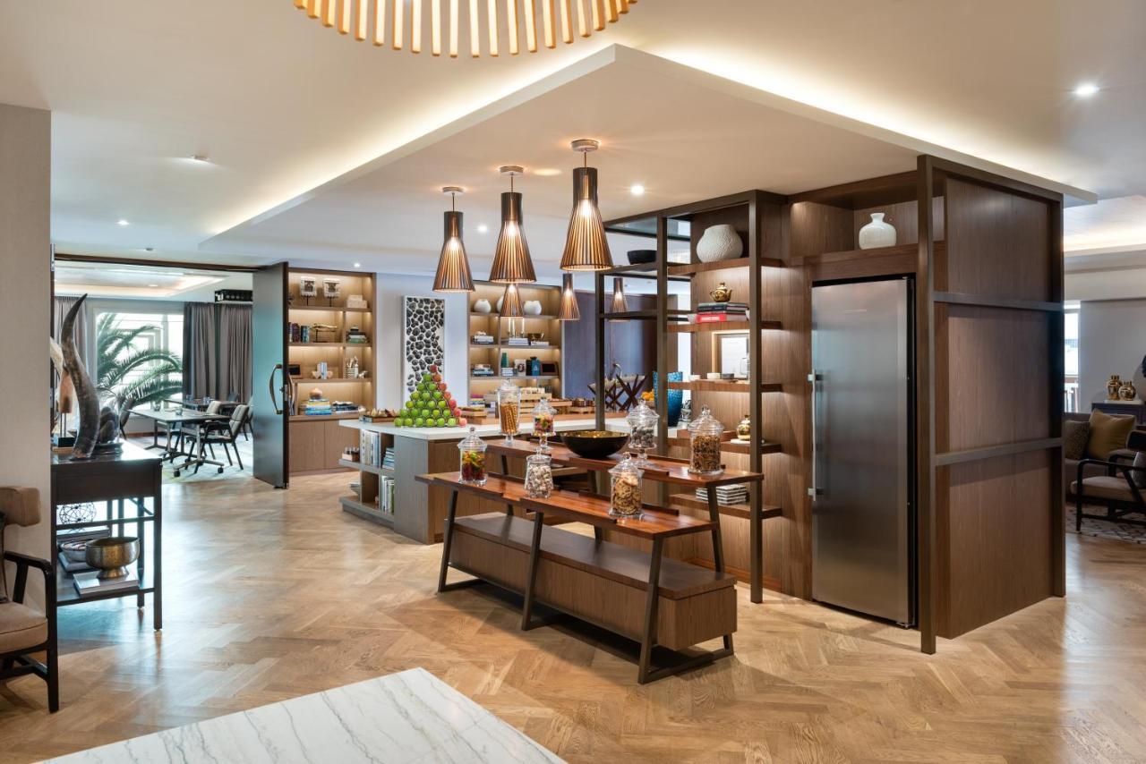 Intercontinental Centre By Ihg Hotel 5*