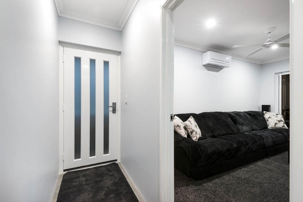 Apartment 12 Streeton Promenade