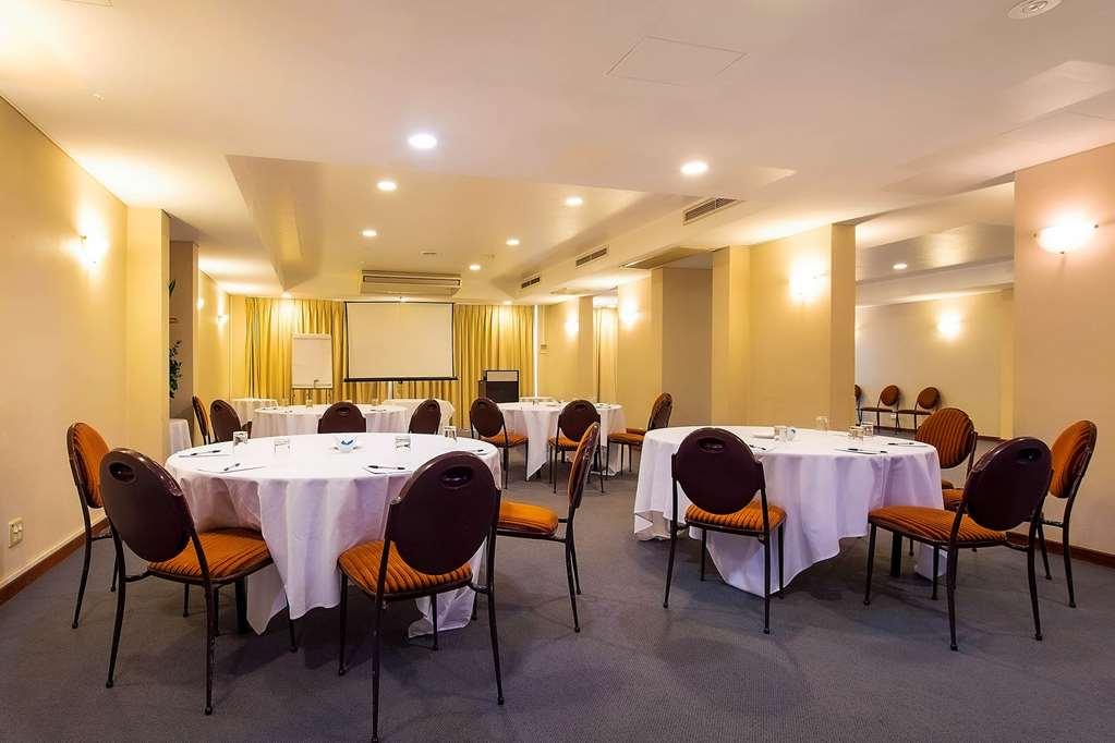Quality Ambassador Hotel