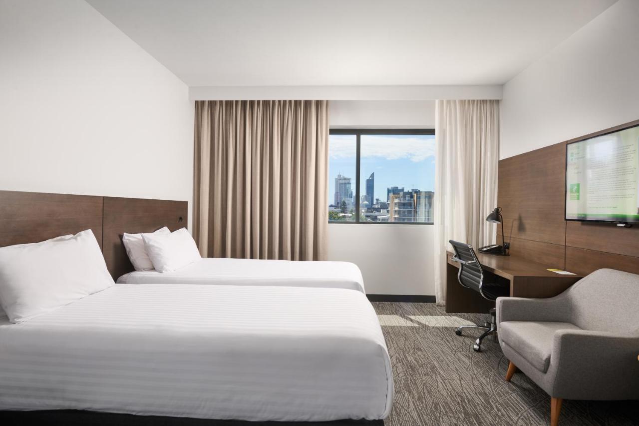 West Perth, An Ihg Perth