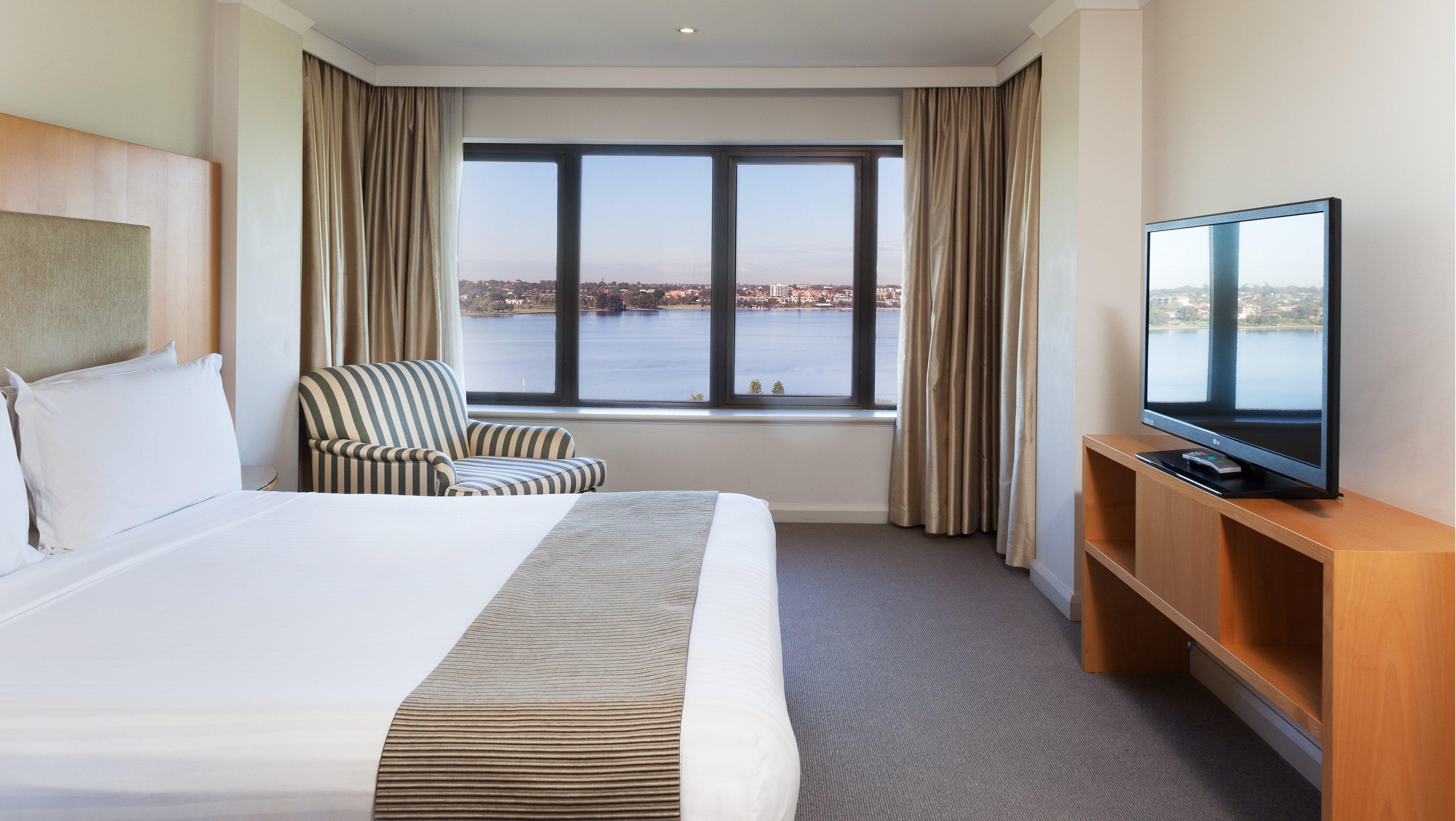 Hotel Crowne Plaza By Ihg 4*