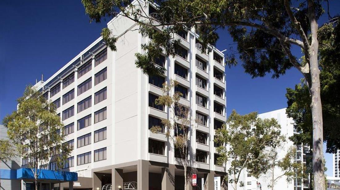 Hotel Quality Ambassador 4*