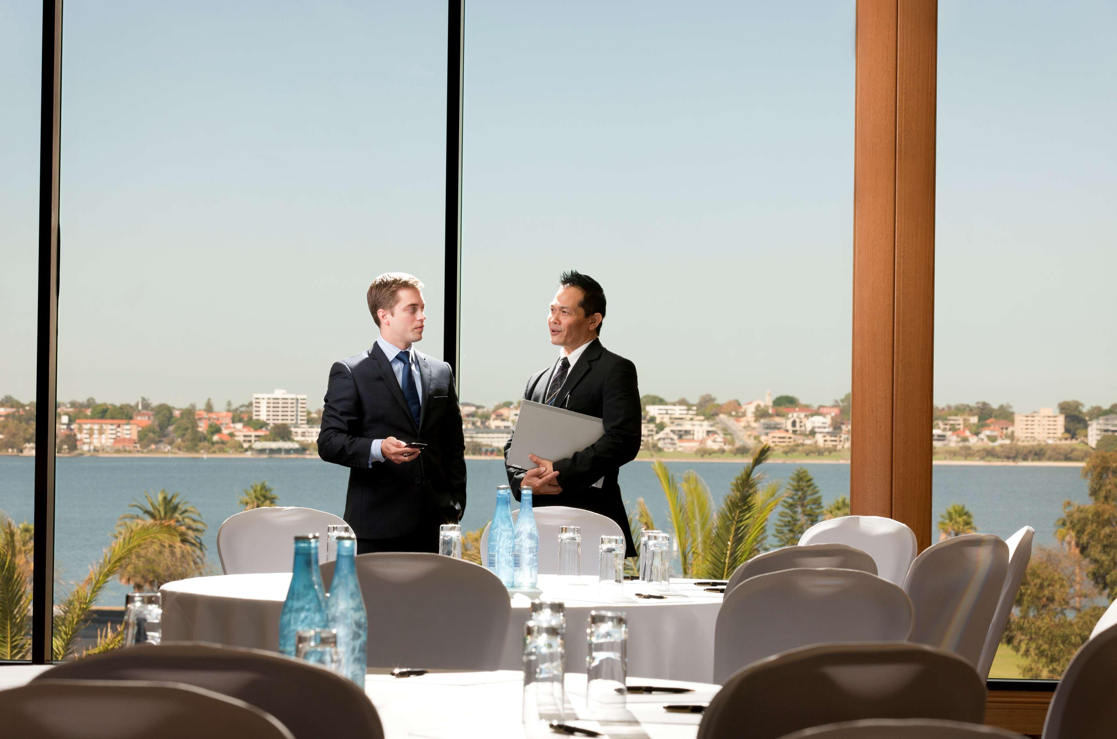 Pan Pacific Hotel 5*