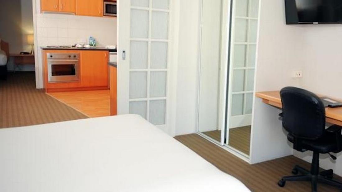 Aparthotel All Suites Perth 3*