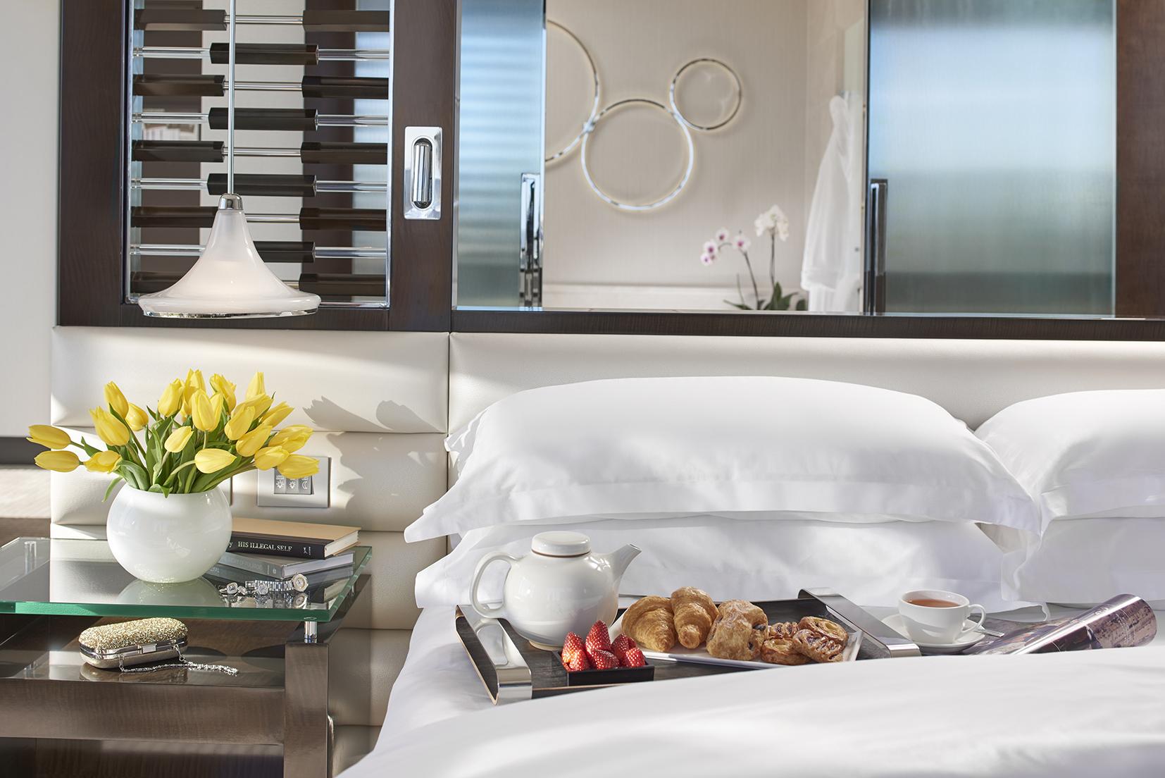 Hotel Crown Towers