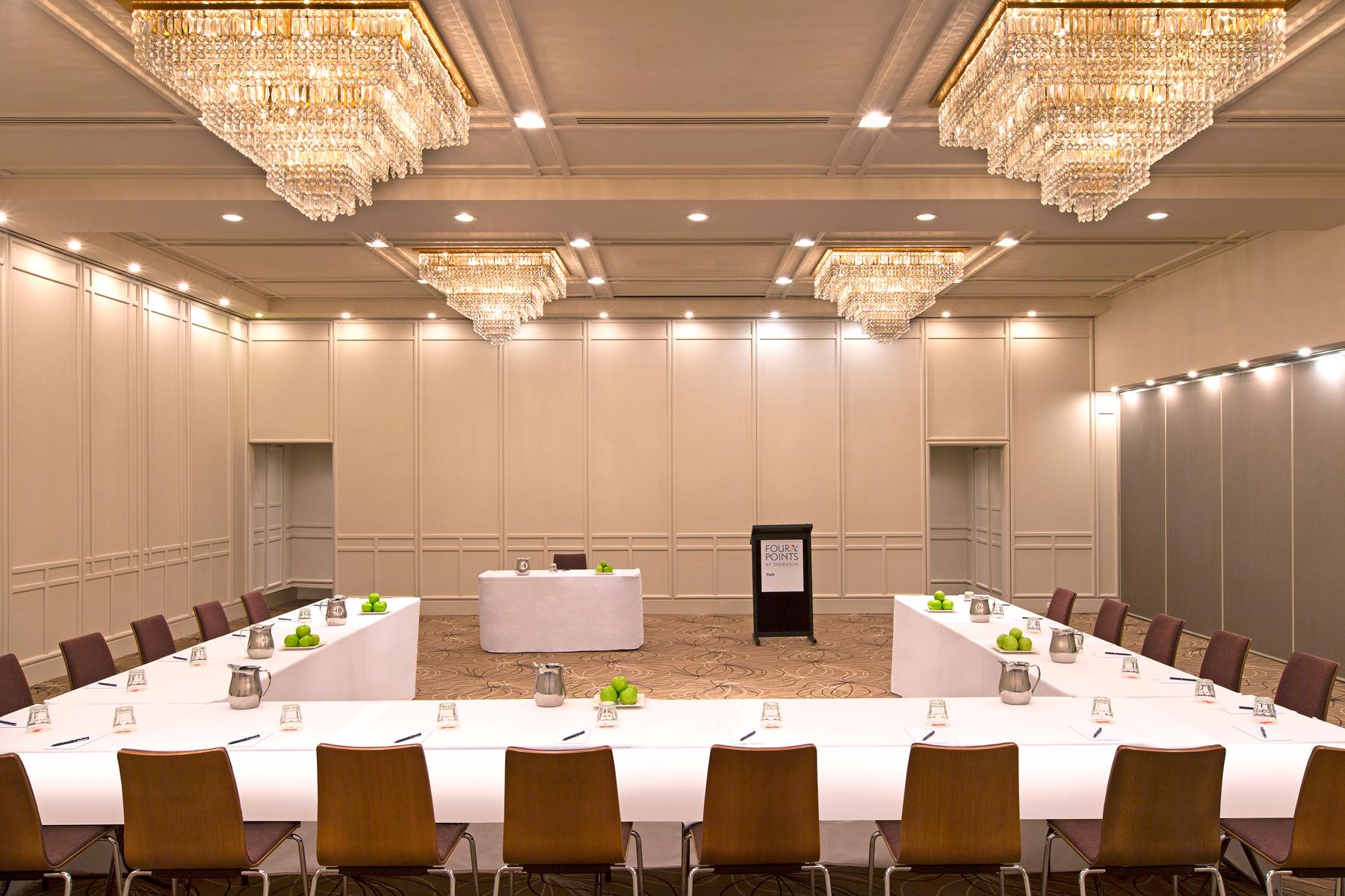 Four Points By Sheraton Hotel 4*