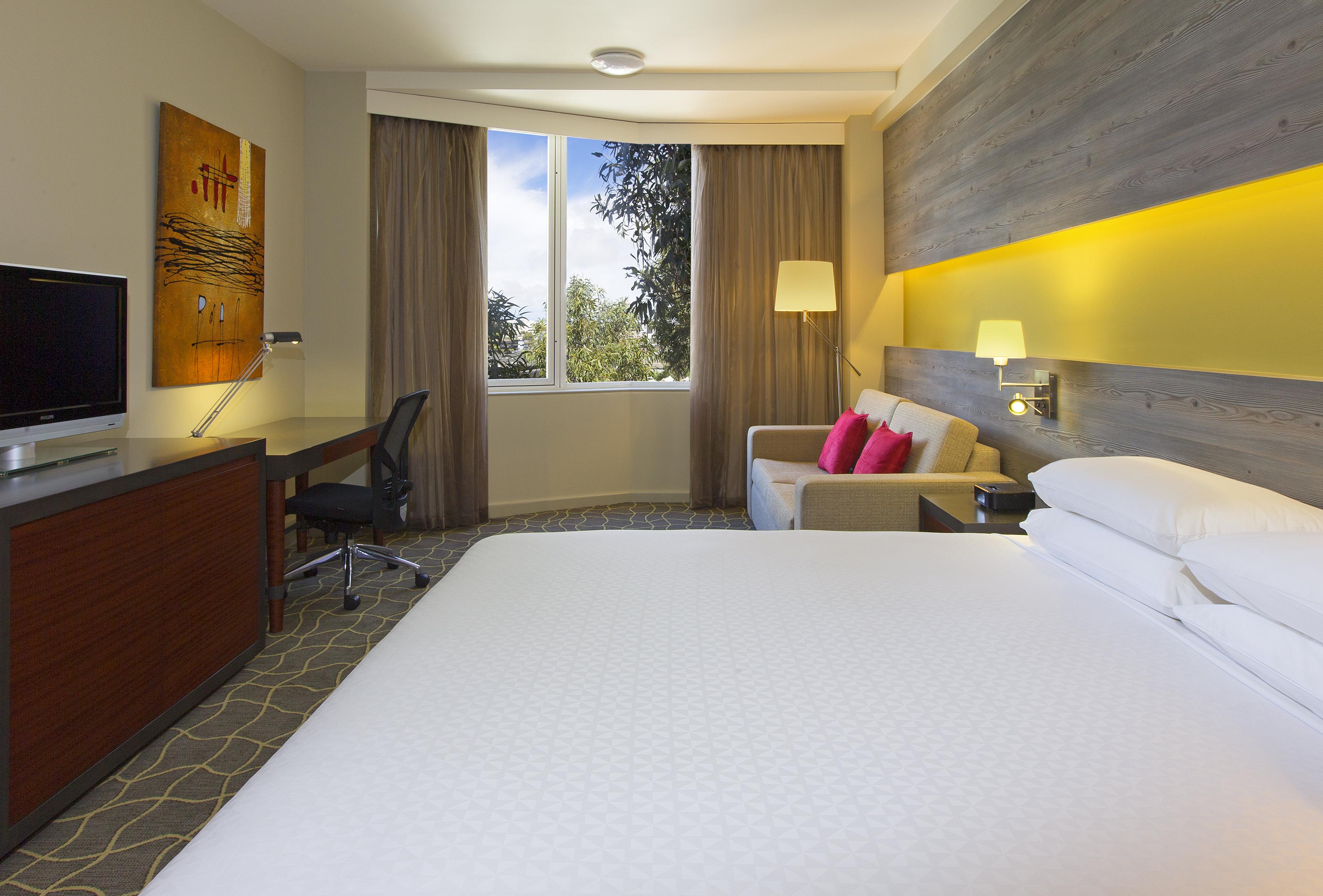 Four Points By Sheraton Hotel 4*