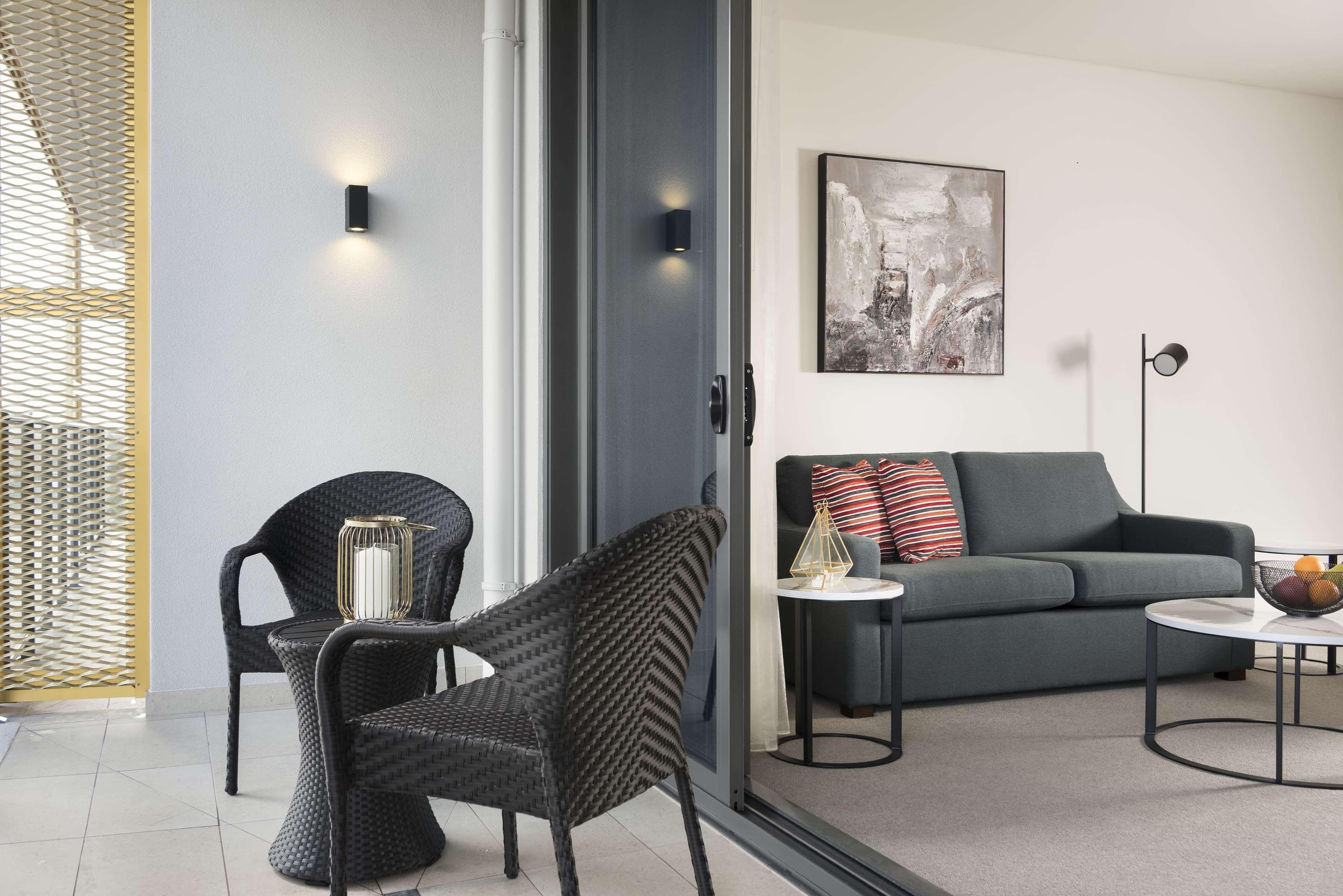 Ramada By Wyndham Vetroblu Scarborough Hotel 4*