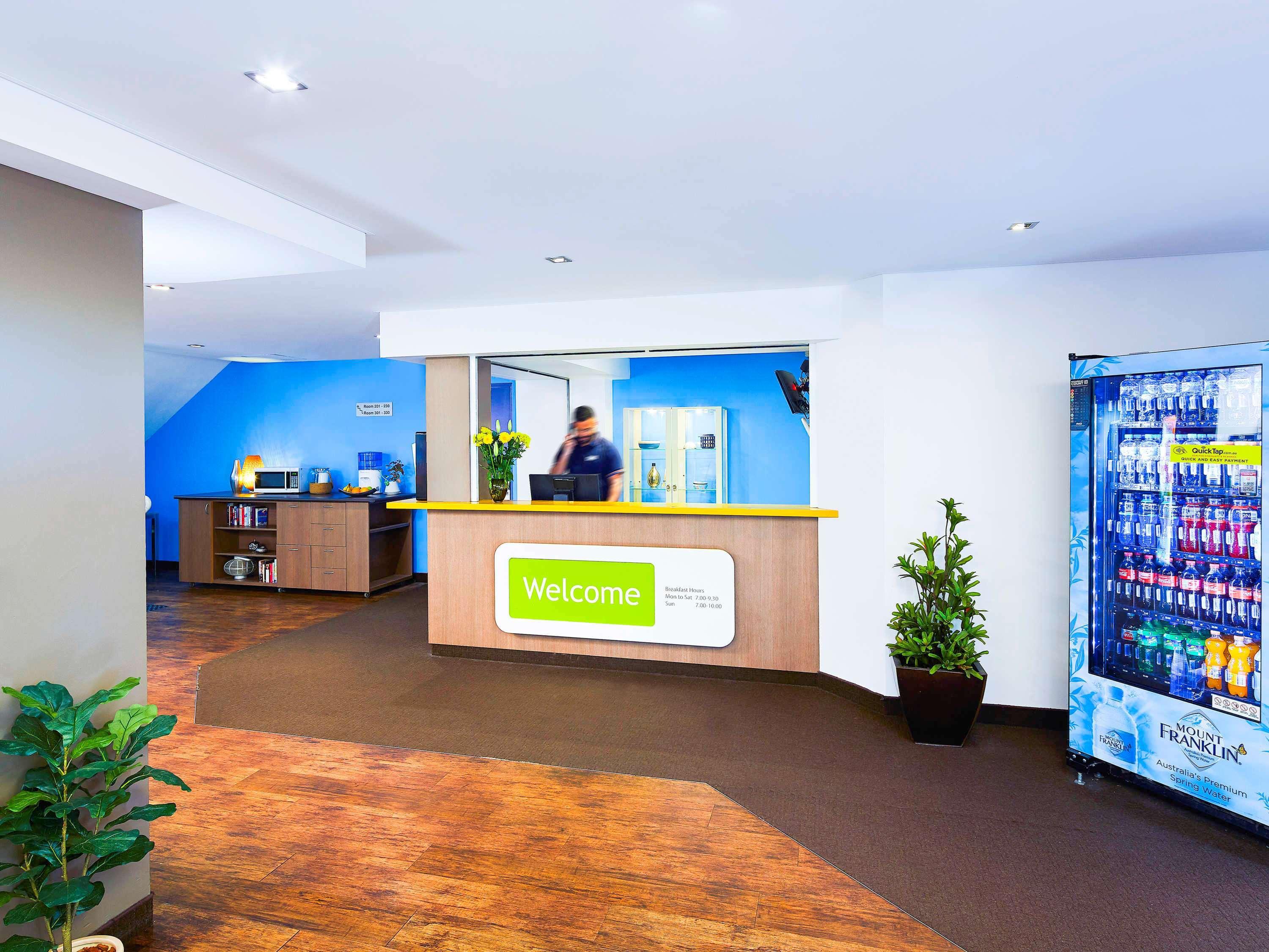 Ibis Budget Airport