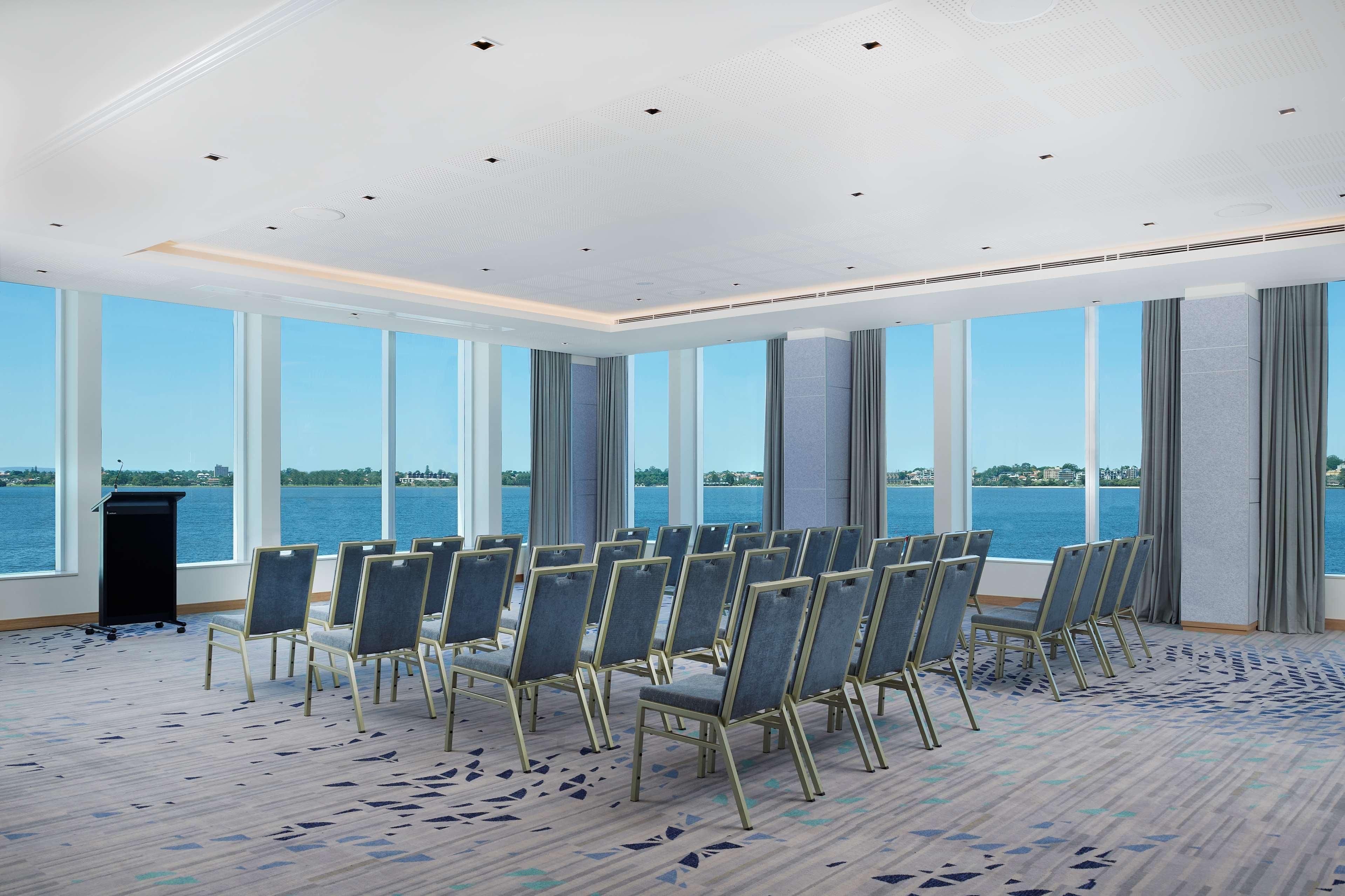 Hotel Doubletree By Hilton Waterfront