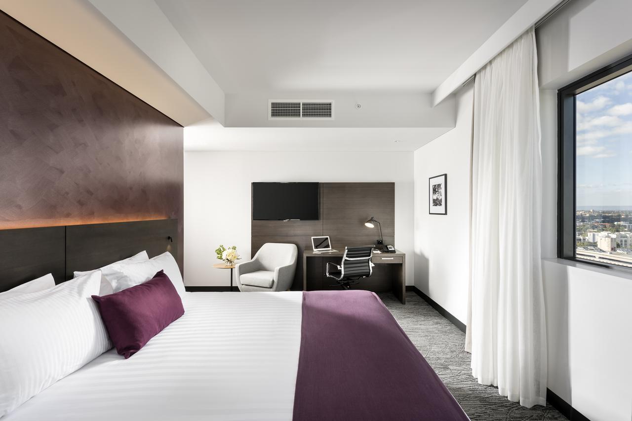 West Perth, An Ihg 4*
