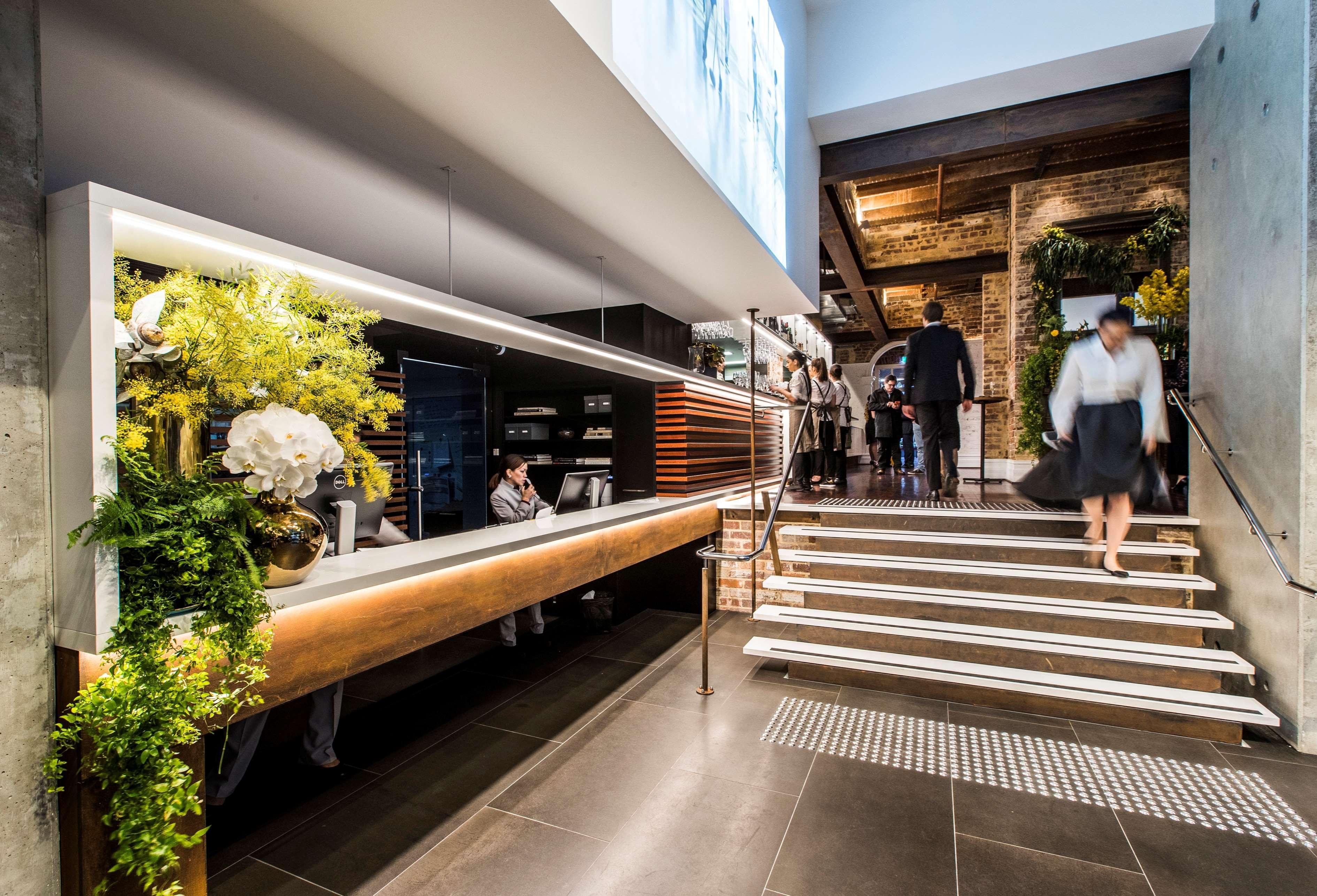West Perth, An Ihg