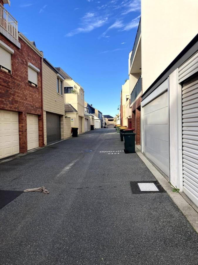 Modern 2 Bedroom In Perth