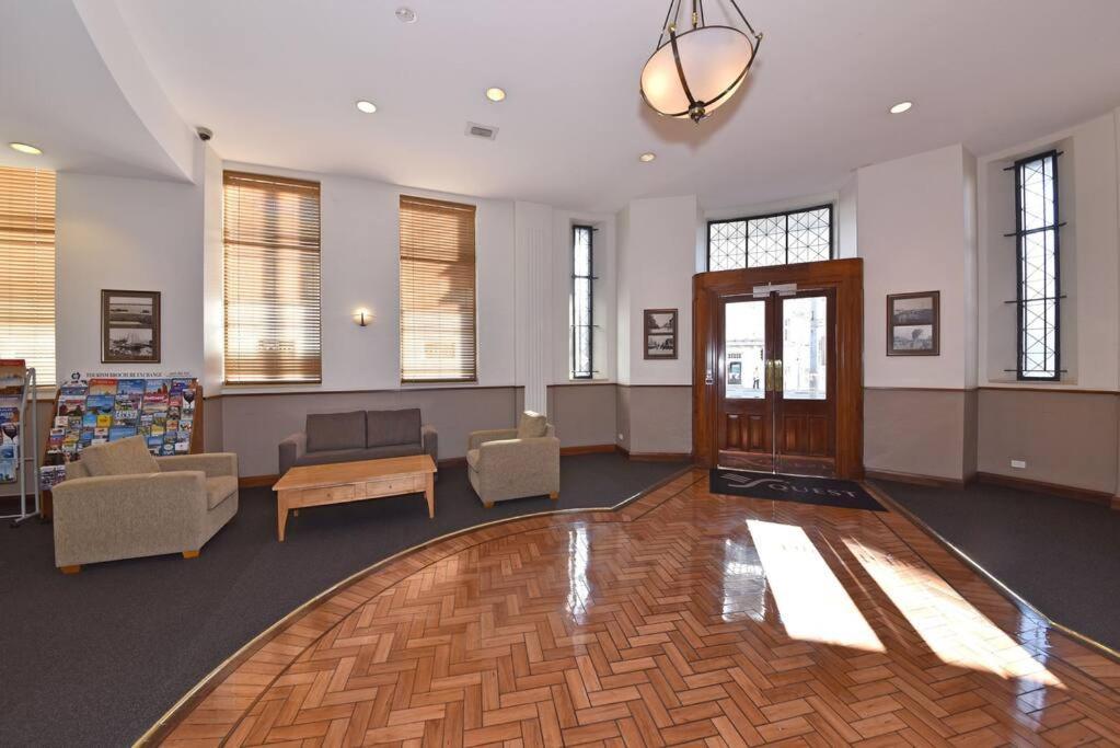 One-bedroom Cozy In Cbd Apartment *