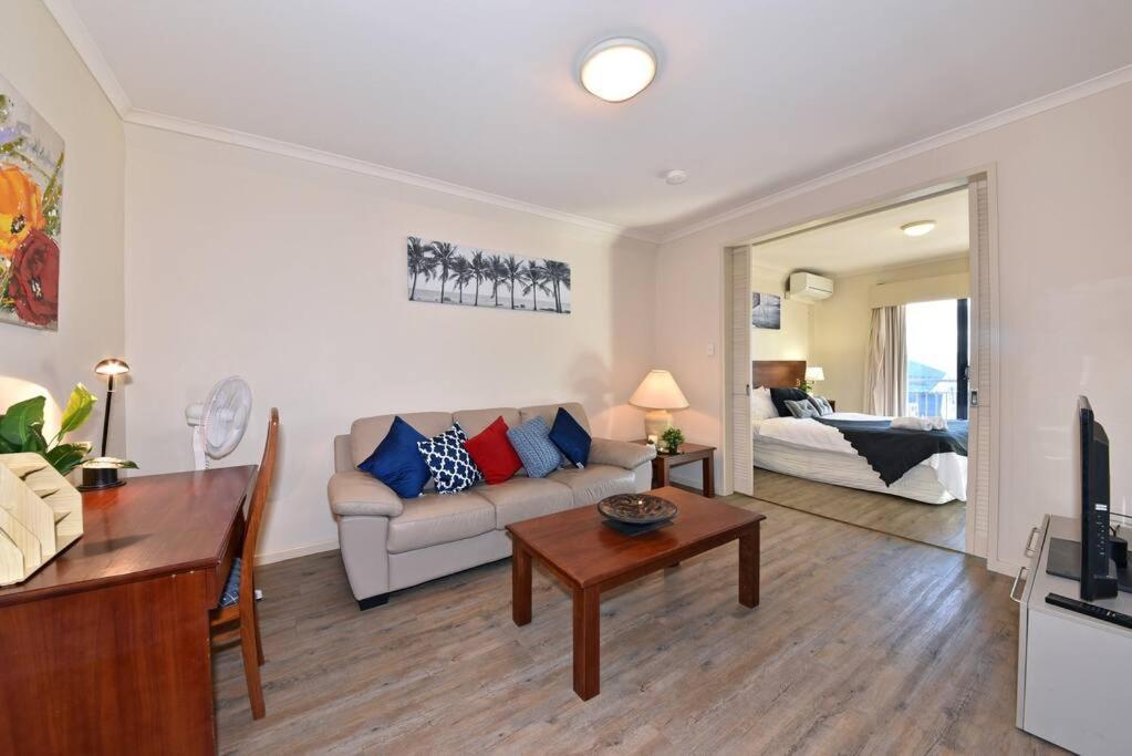One-bedroom Cozy In Cbd Perth