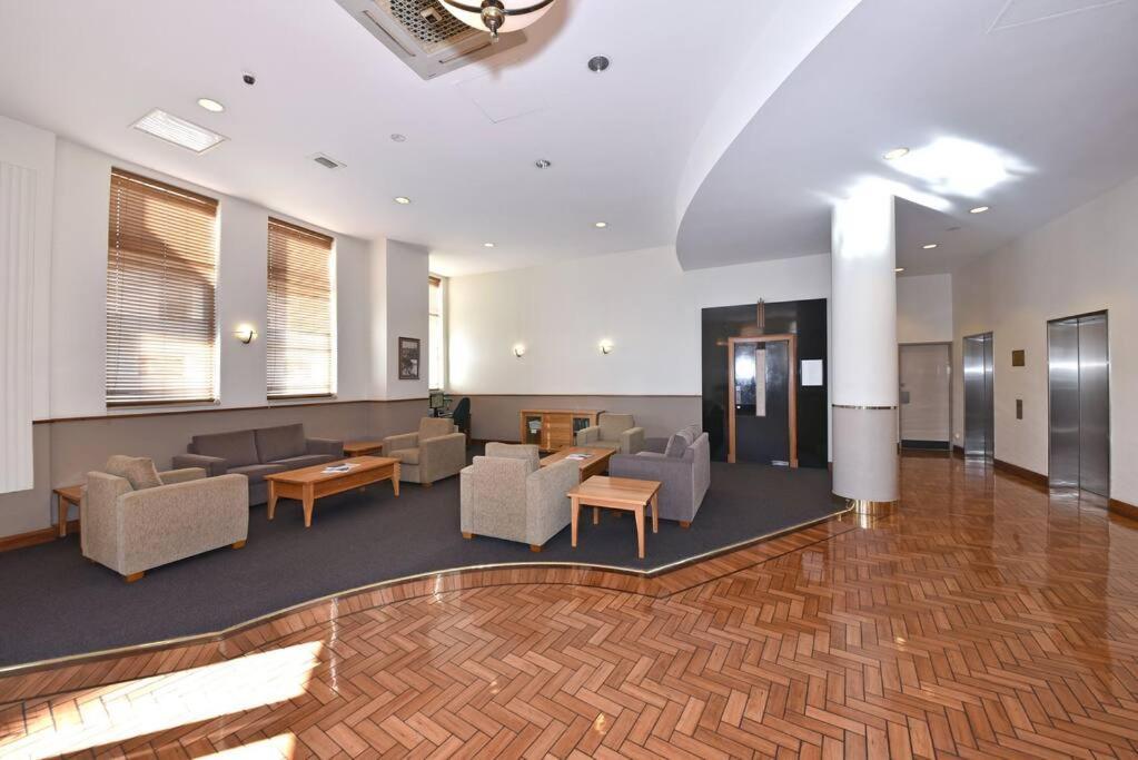 One-bedroom Cozy In Cbd Perth