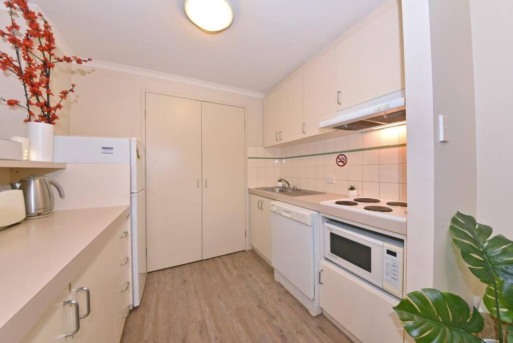 One-bedroom Cozy In Cbd * Perth