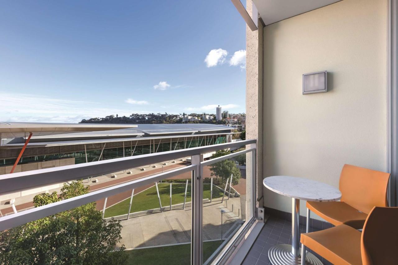 Aparthotel Adina Perth