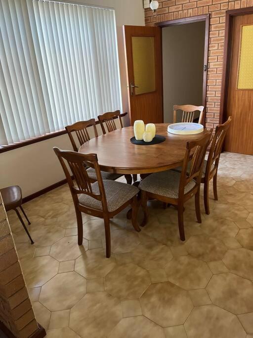 Spacious Family Retreat Perth