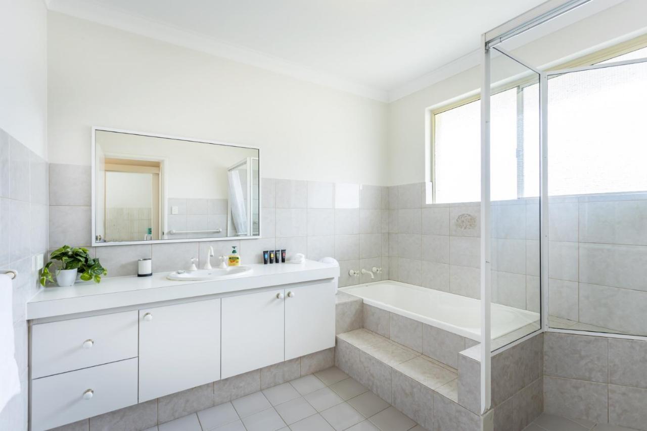 Mt Hawthorn Family - Executive Escapes