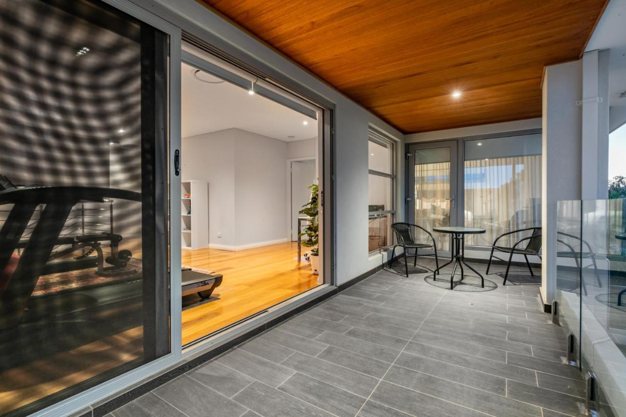 Family Vacation Escapade Shops And Sun Await Holiday home