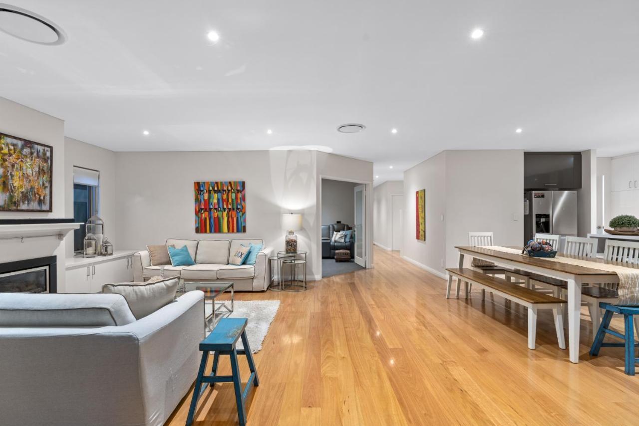 Family Vacation Escapade Shops And Sun Await Holiday home