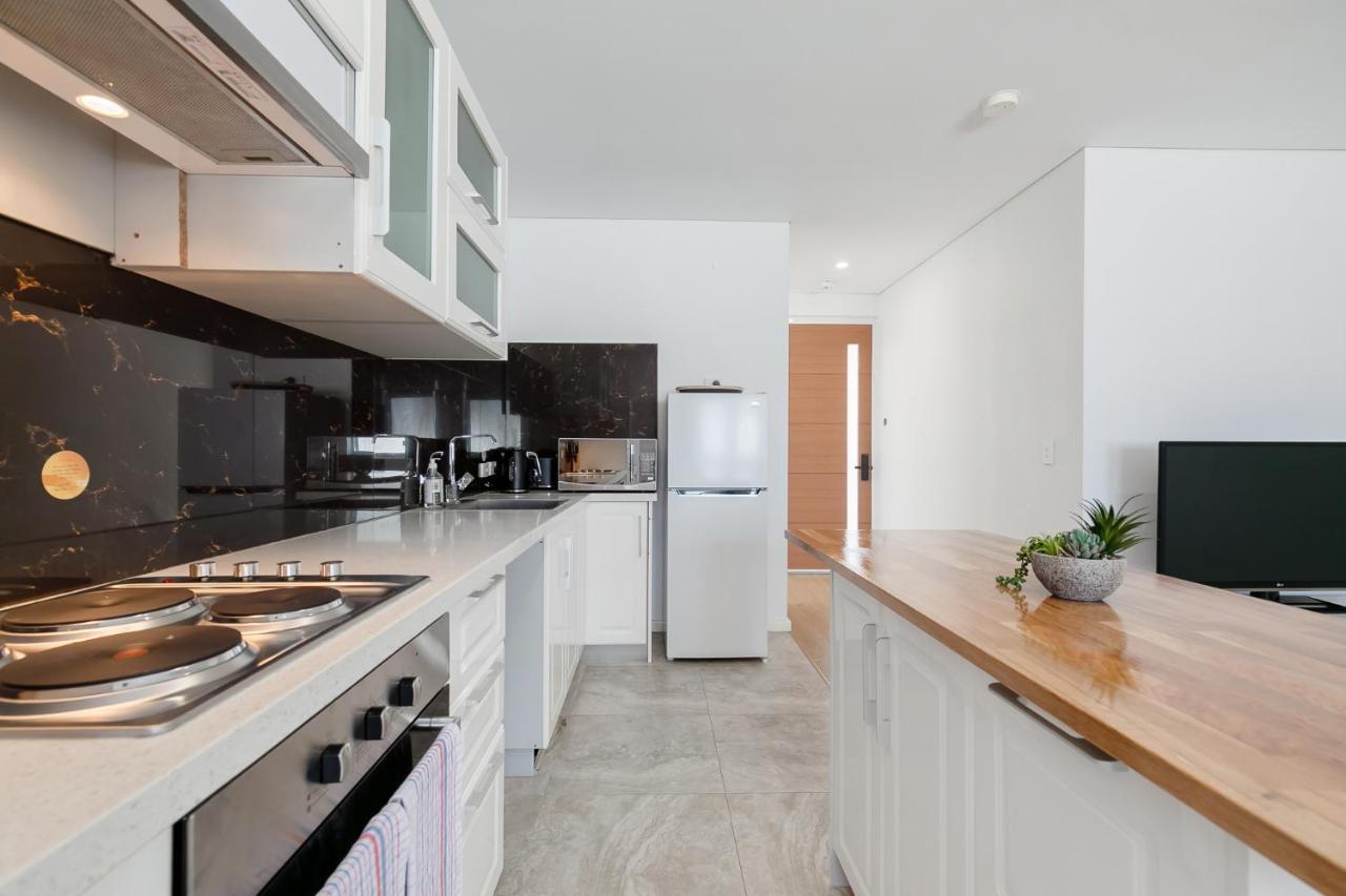 Apartment 2x2 Modern Near Airport And