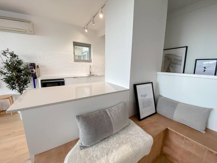 Honeyb - 2 Bed On The Apartment Perth