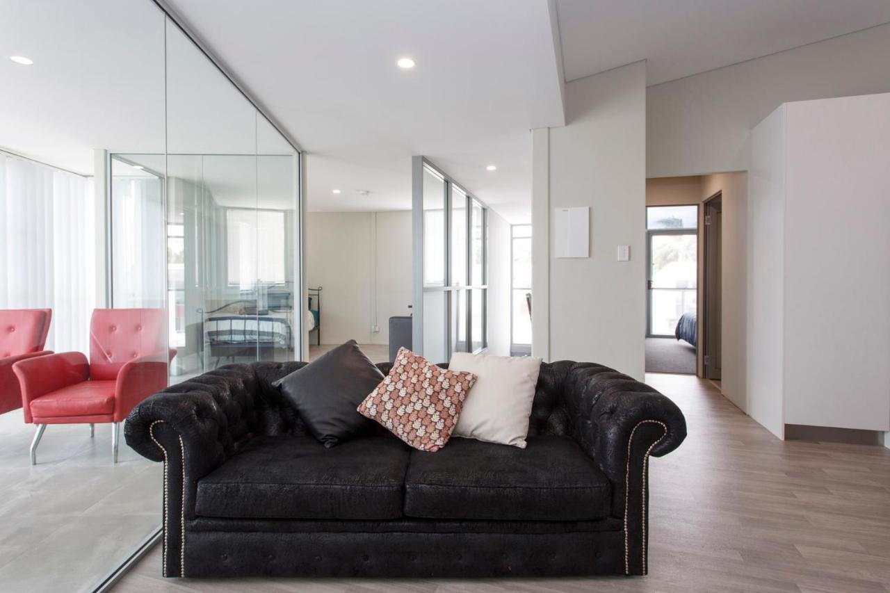 Apartemen Waverley A-two Bedrooms Wifi Available *