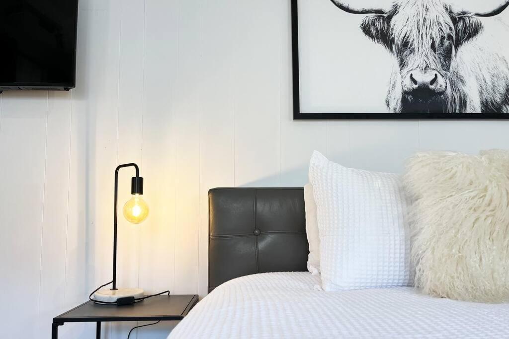 Apartment C By Breckler Park *