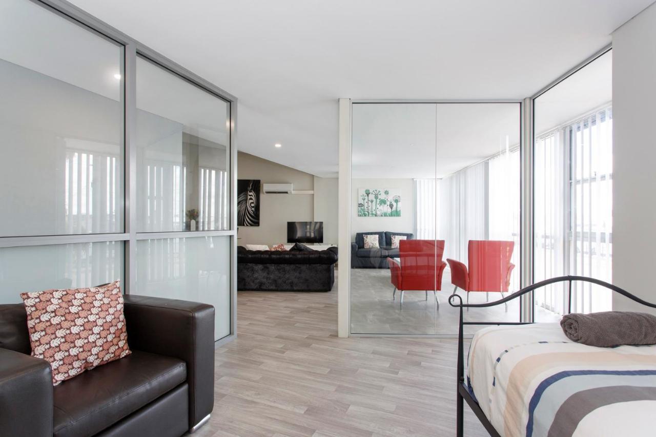 Waverley A-two Bedrooms Wifi Available Apartemen *