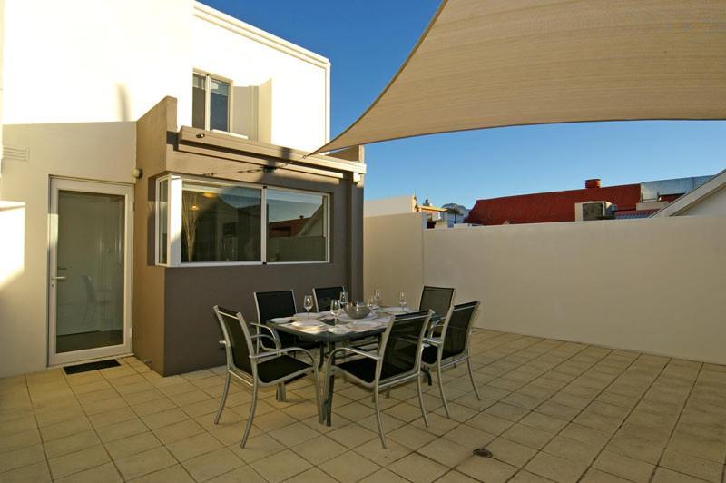 Apartment Cityview Designer 2 Story 2 Bed Perth