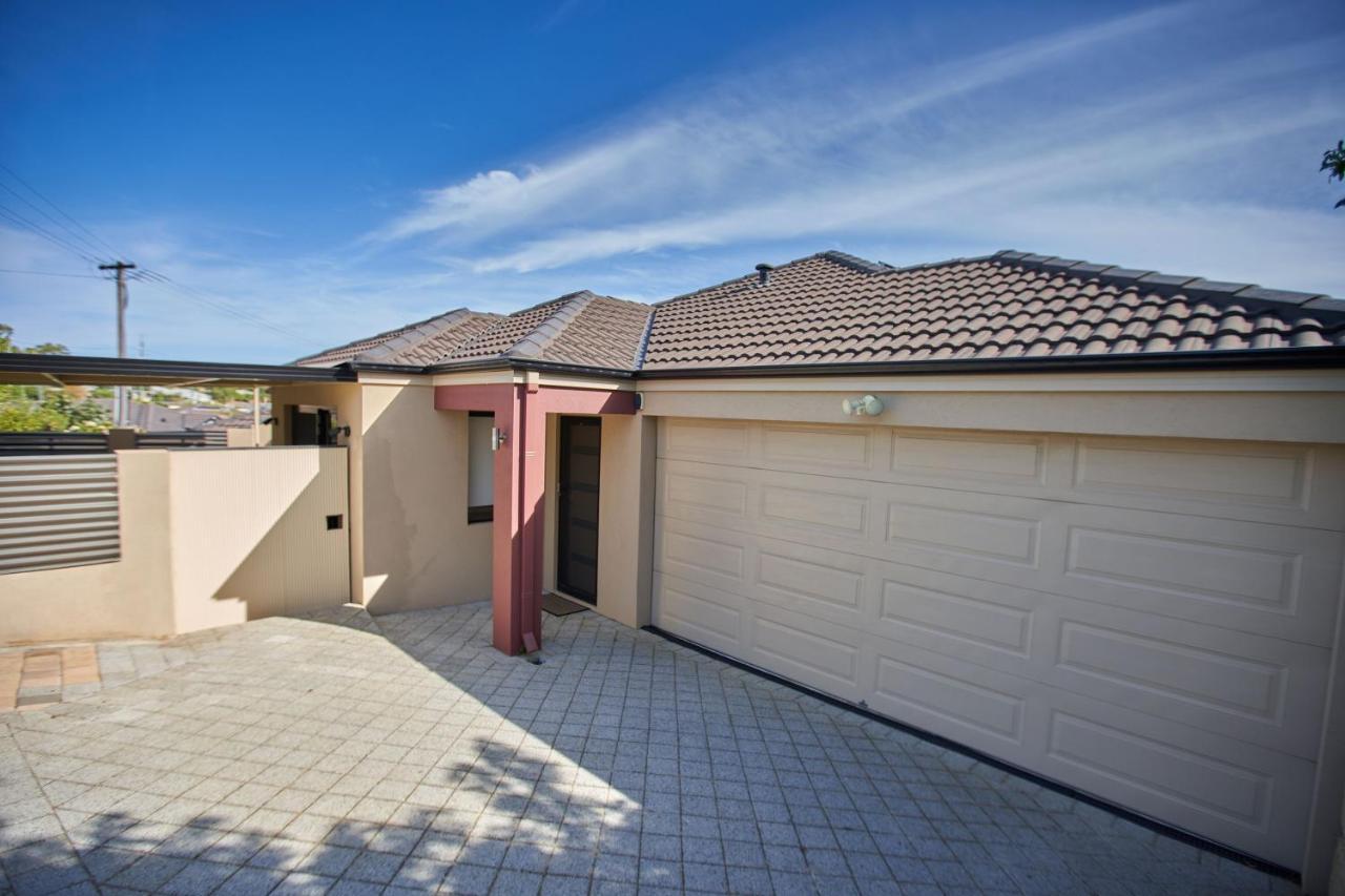 Gorgeous Family House Near Shops Holiday home *