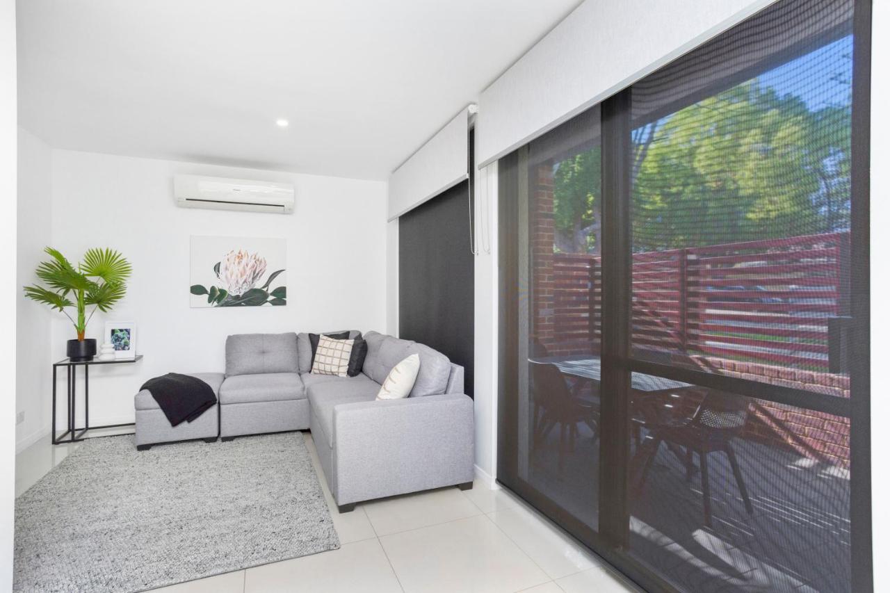 2 Welcome To Windsor 2br 2ba Pkg * Perth