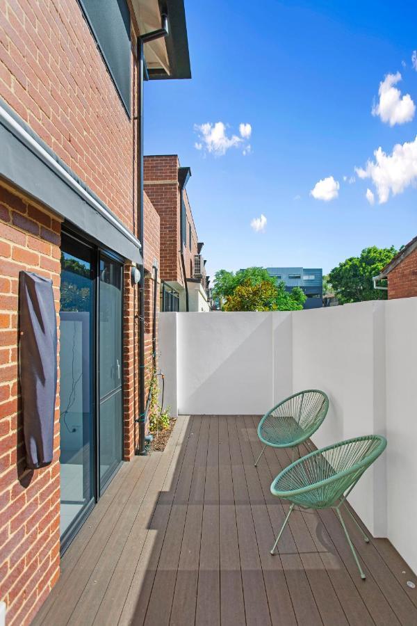 Apartment 2 Welcome To Windsor 2br 2ba Pkg *