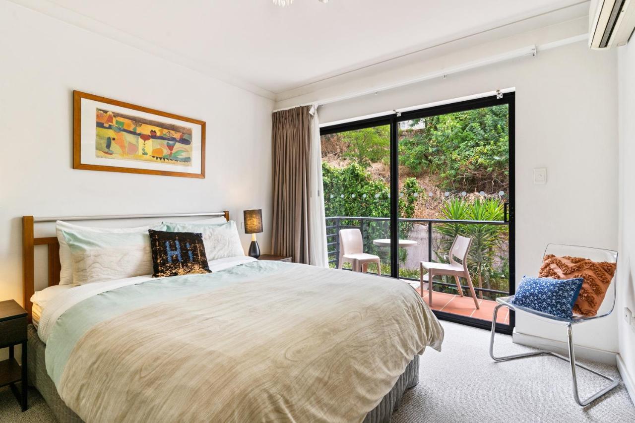 Retreat - Parking, Pool, Self Contained Apartment Perth
