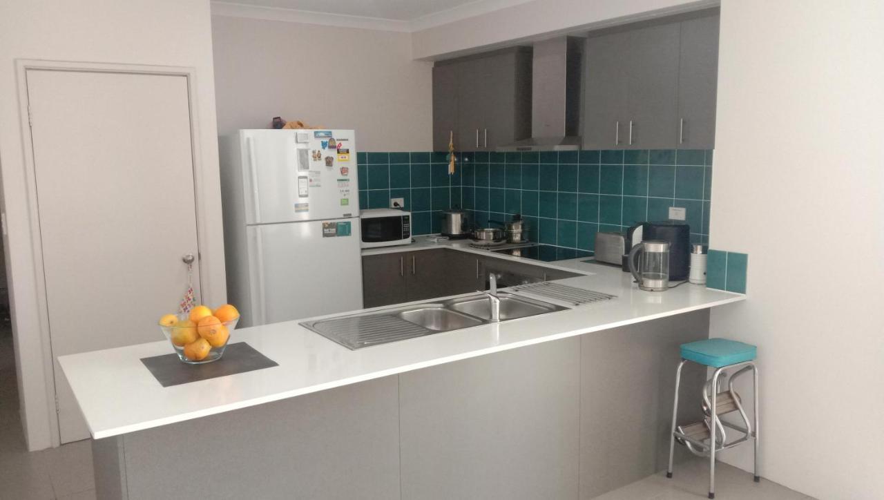 Homestay Near Train Station Transport Hub With Bicycle Locker Perth