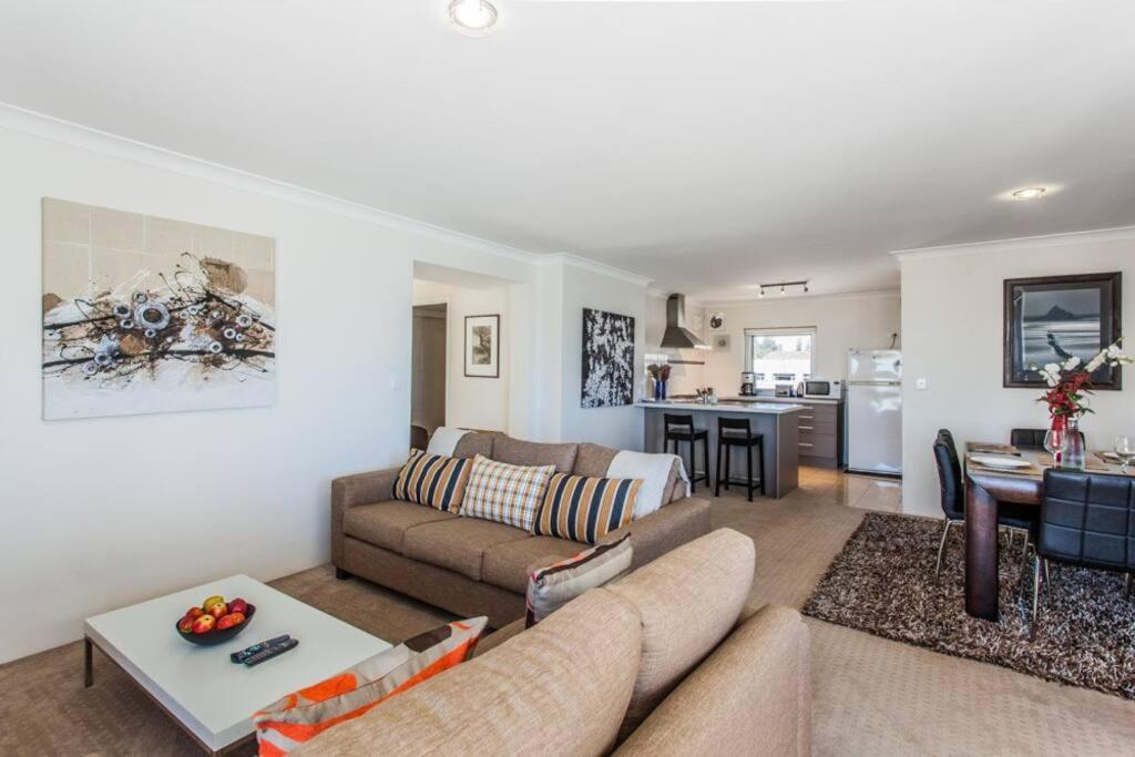 View In Cottesloe Apartment *