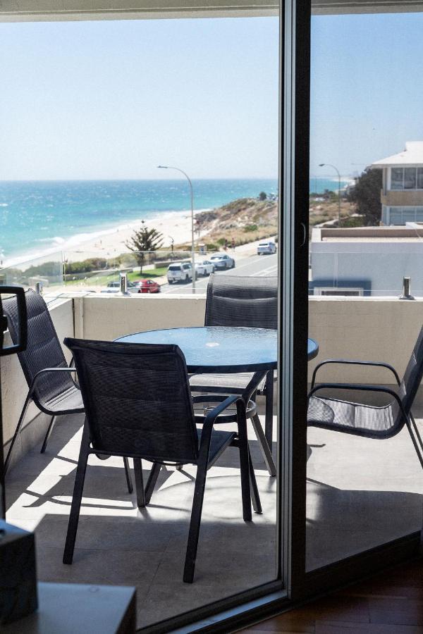 Apartment Cottesloe View #11