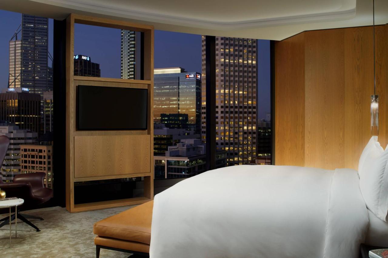Hotel The Ritz-carlton, 5*