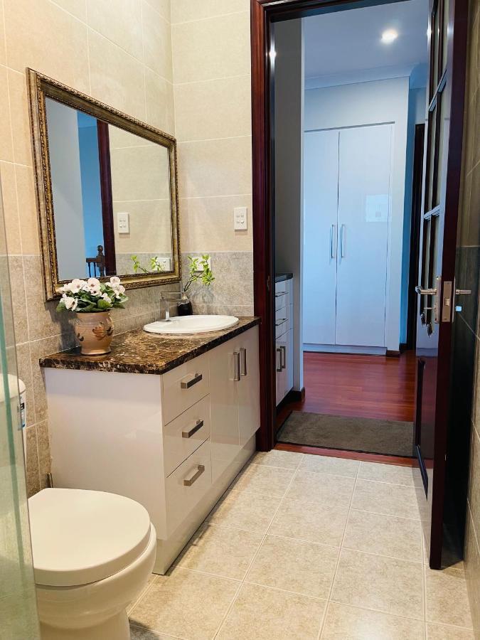 Comfortable Luxury * Perth